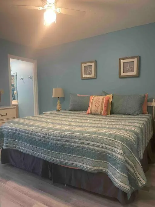 Wanderlust Villa Only 3 Min Walk To The Sand! Panama City Beach 0*,  USA