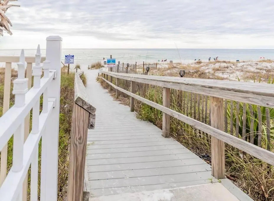 Wanderlust Villa Only 3 Min Walk To The Sand! Panama City Beach Feriehus